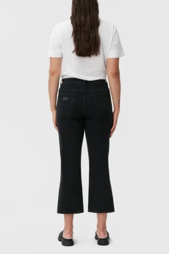 Betzy Cropped Jeans