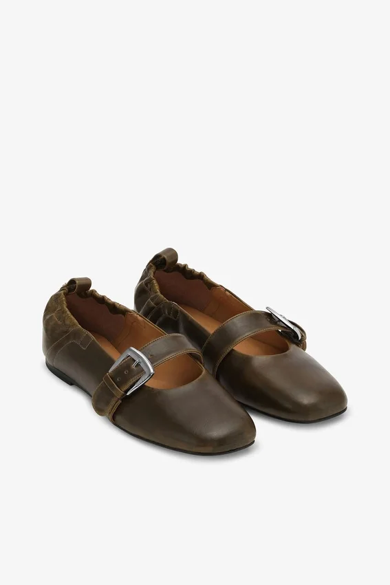 Buckle Strap Ballerinas in Dark-Olive Buckle Strap Ballerinas in Dark-Olive