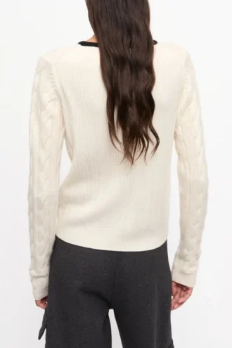 Cardigan in White Cashmere Mix