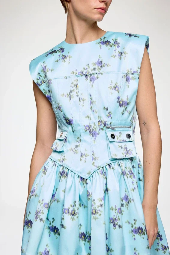 Dress in Printed Satin Dress in Printed Satin