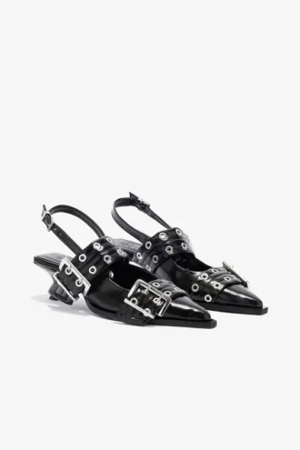 Feminine Buckle Heels in Black