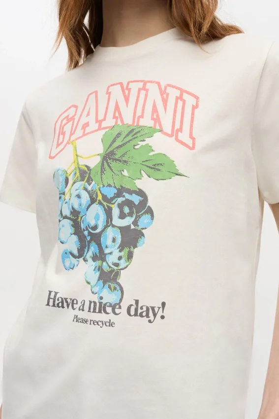 Ivory Grapes Print T-shirt Ivory Grapes Print T-shirt