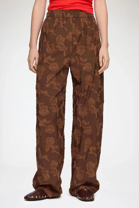 Pants in Brown Fil Coupe Pants in Brown Fil Coupe