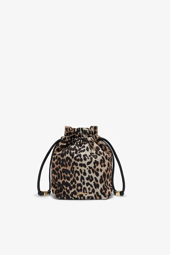 Printed Bou Bucket Pouch in Leopard Printed Bou Bucket Pouch in Leopard