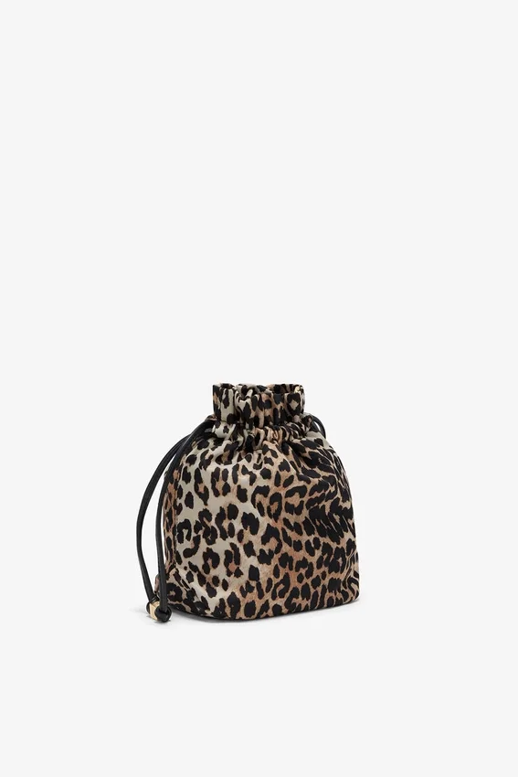 Printed Bou Bucket Pouch in Leopard Printed Bou Bucket Pouch in Leopard
