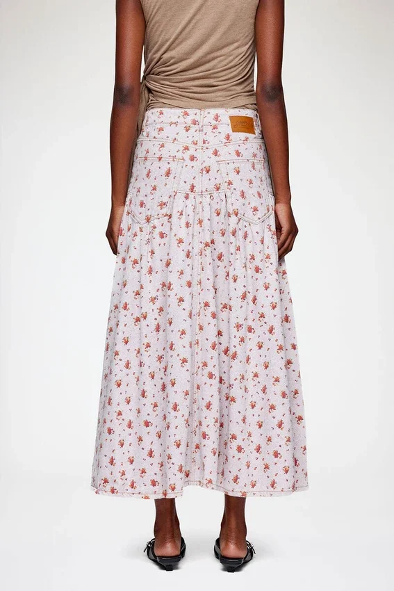 Skirt in Printed Denim Skirt in Printed Denim