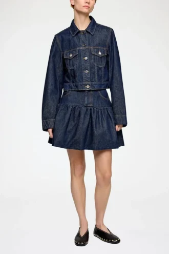 Skirt in Rinse Denim