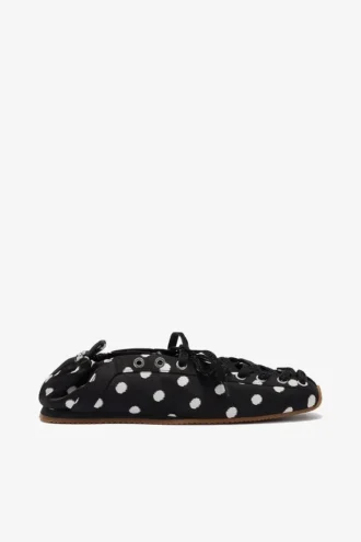 Sporty Ballerina in Black Dots Sporty Ballerina in Black Dots