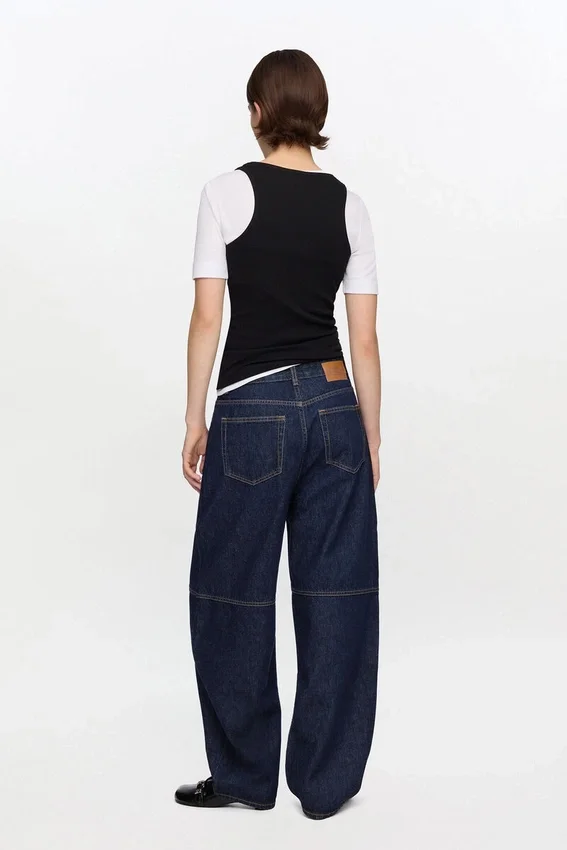 Stary Jeans in Dark Rinse Denim Stary Jeans in Dark Rinse Denim