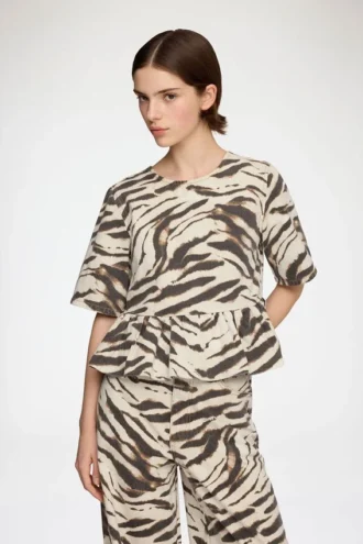 Top in Zebra Denim
