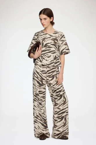Top in Zebra Denim